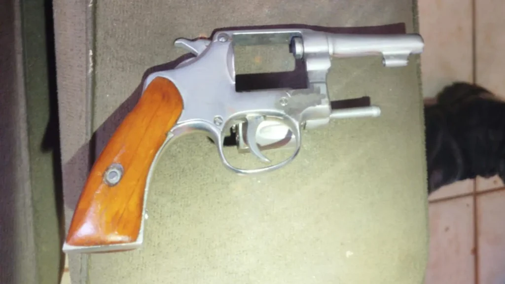 Confronto com Choque termina com homem morto e apreensão de revólver e drogas confronto-com-choque-termina-com-homem-morto-e-apreensao-de-revolver-e-drogas