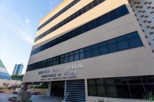 Promotor abre inquérito e quer cancelamento de eleição para presidente de Câmara promotor-abre-inquerito-e-quer-cancelamento-de-eleicao-para-presidente-de-camara