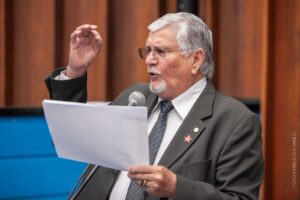 zeca-cobra-apuracao-urgente-de-decreto-que-restringe-fiscalizacao-de-vereadores-em-bonito