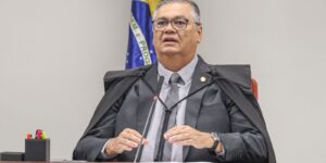 dino-manda-investigar-emendas-para-ongs-e-filme-de-bolsonaro