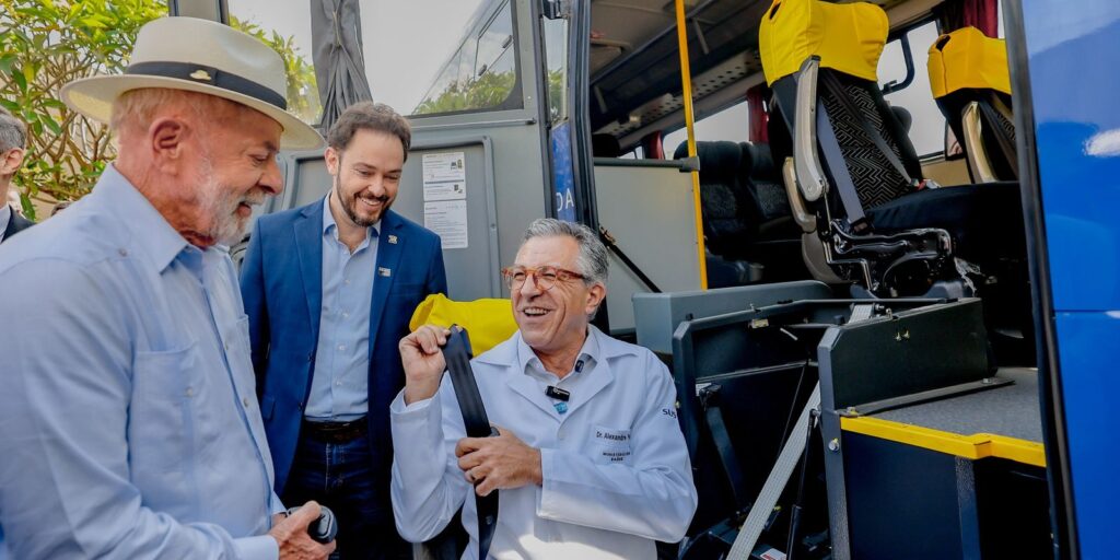 Governo anuncia R$ 2,2 bi para tratamentos contra o câncer pelo SUS governo-anuncia-r$-2,2-bi-para-tratamentos-contra-o-cancer-pelo-sus