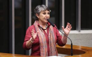 comissao-aprova-cota-de-50%-para-mulheres-na-direcao-de-associacoes-e-clubes
