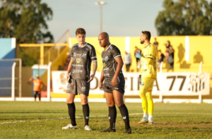 CRAC vence clássico e deixa Operário contra a parede no Grupo 11 crac-vence-classico-e-deixa-operario-contra-a-parede-no-grupo-11
