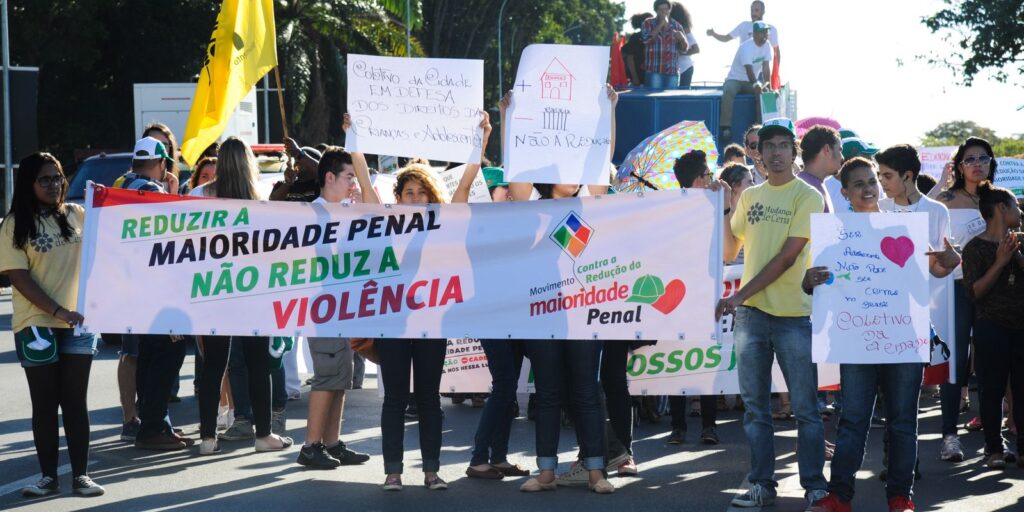 CCJ retoma nesta terça debate sobre redução da maioridade penal ccj-retoma-nesta-terca-debate-sobre-reducao-da-maioridade-penal