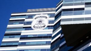 PF faz operação contra perito suspeito de vazar dados da investigação do Banco Master pf-faz-operacao-contra-perito-suspeito-de-vazar-dados-da-investigacao-do-banco-master