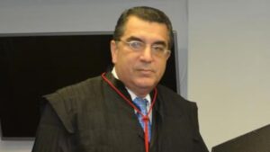 Desembargador desaparecido há mais de um mês é encontrado morto no RJ desembargador-desaparecido-ha-mais-de-um-mes-e-encontrado-morto-no-rj