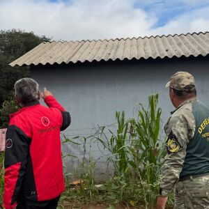 Prefeitura segue atendendo famílias atingidas por temporal de granizo em Deodápolis prefeitura-segue-atendendo-familias-atingidas-por-temporal-de-granizo-em-deodapolis