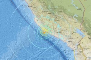 terremoto-de-magnitude-6,1-atinge-a-costa-sul-do-peru 