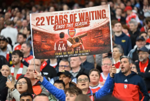 arsenal-e-campeao-ingles-apos-22-anos-com-tropeco-do-city