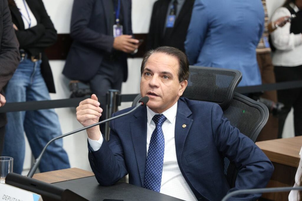 Coronel David rejeita moção pró-vereadora do PT após confusão em evento coronel-david-rejeita-mocao-pro-vereadora-do-pt-apos-confusao-em-evento