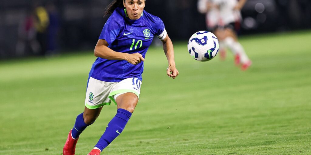 Marta volta à seleção feminina para 2 amistosos contra EUA no Brasil marta-volta-a-selecao-feminina-para-2-amistosos-contra-eua-no-brasil