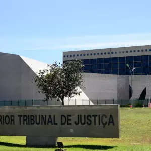 STJ abre investigação por uso de IA para fraudar processos stj-abre-investigacao-por-uso-de-ia-para-fraudar-processos
