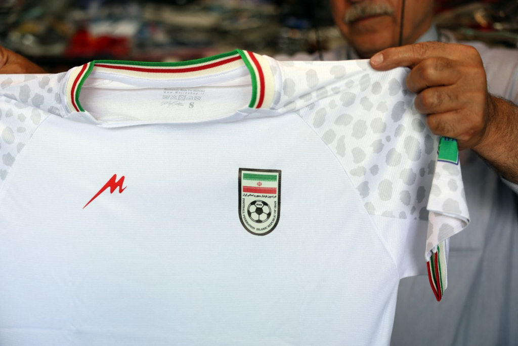 Jogadores iranianos solicitam vistos do Canadá e EUA na Turquia antes da Copa jogadores-iranianos-solicitam-vistos-do-canada-e-eua-na-turquia-antes-da-copa