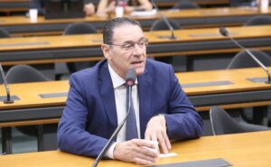 comissao-aprova-proposta-que-da-a-assinatura-digital-o-valor-de-reconhecimento-de-firma