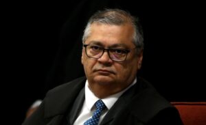 dino-nega-liberdade-a-deolane-e-diz-que-stf-nao-e-a-instancia-correta-para-pedido