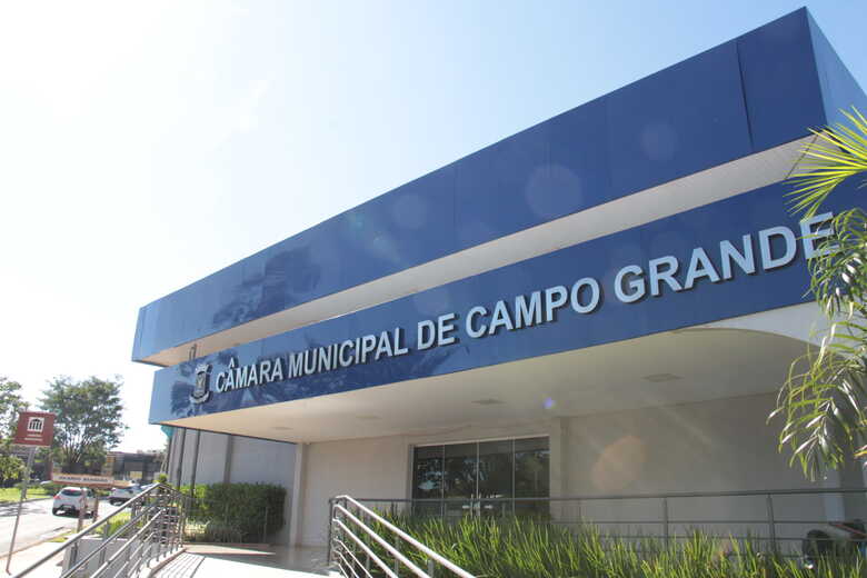 Câmara Municipal da Capital reajusta salários de servidores em 4,39% camara-municipal-da-capital-reajusta-salarios-de-servidores-em-4,39%