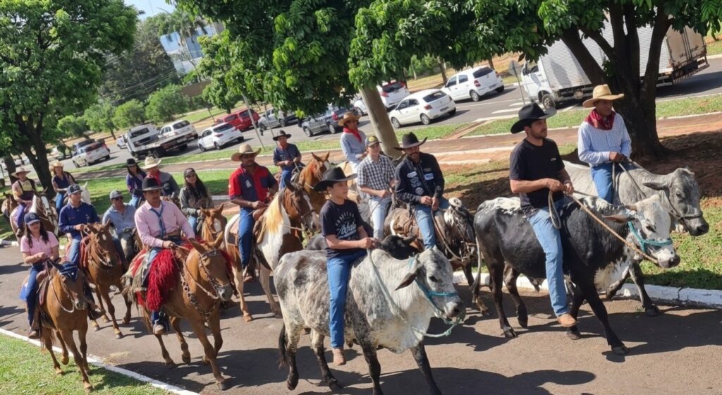 cavalgada-do-clc-abre-brasileirao-do-laco-comprido-em-31-de-maio