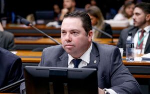 rodolfo-nogueira-homenageia-forcas-de-seguranca-de-ms-por-combate-ao-crime-na-fronteira