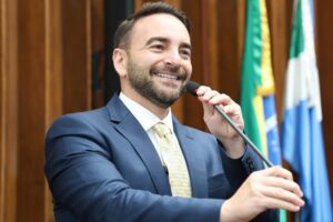 “precisamos-entrar-produzindo”,-diz-joao-cesar-mattogrosso-ao-assumir-cadeira-na-assembleia
