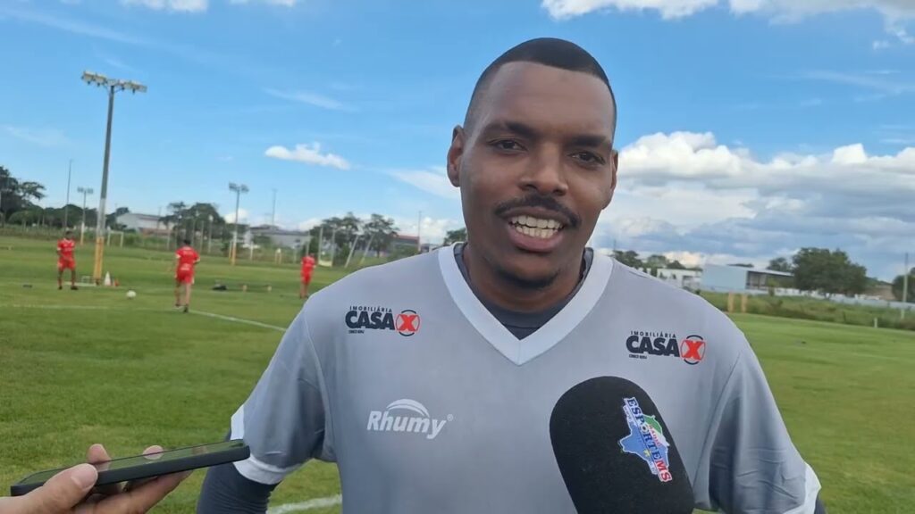 Comercial fecha com goleiro vice-campeão da temporada da Série A comercial-fecha-com-goleiro-vice-campeao-da-temporada-da-serie-a