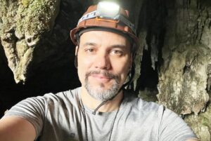 Rene Belmonte, roteirista de ‘Rebelde’ e ‘Se Eu Fosse Você’, morre aos 55 anos rene-belmonte,-roteirista-de-‘rebelde’-e-‘se-eu-fosse-voce’,-morre-aos-55-anos
