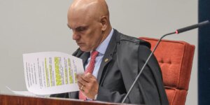 moraes-envia-a-pgr-pedido-para-investigar-recursos-do-filme-dark-horse