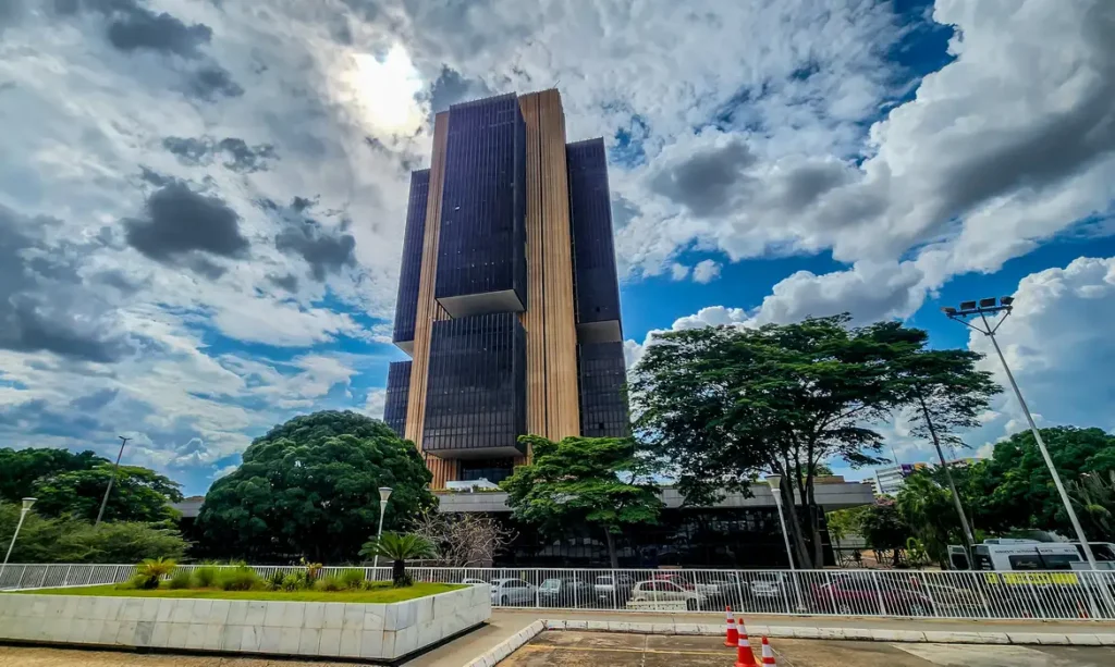 bancos-transferem-r$-5,7-bilhoes-de-valores-esquecidos-para-fundo-do-desenrola