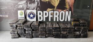 BPFRON aprendeu mais de 649kg de maconha e recupera veículo furtado em Umuarama bpfron-aprendeu-mais-de-649kg-de-maconha-e-recupera-veiculo-furtado-em-umuarama
