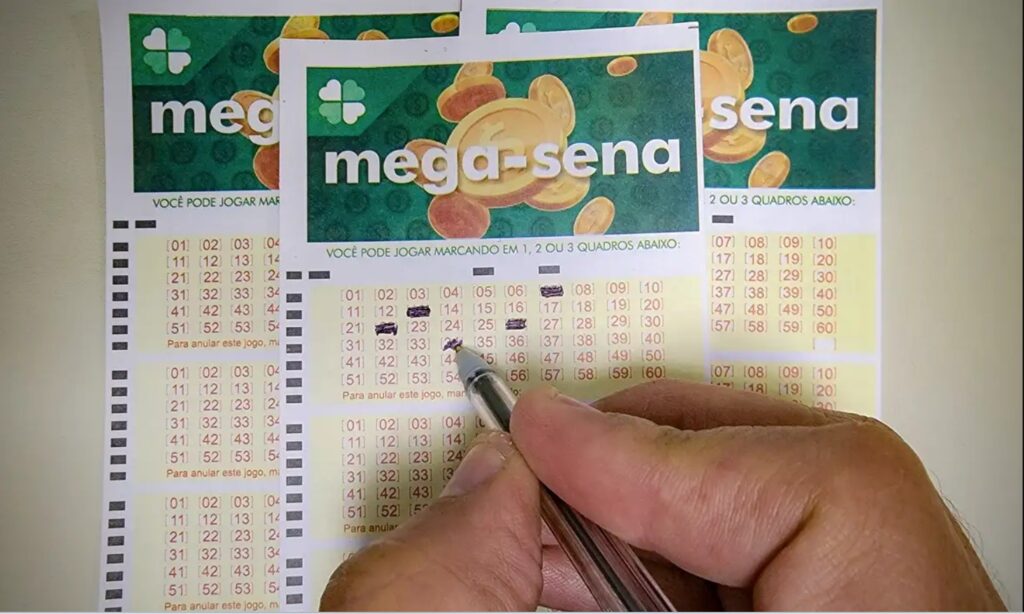 Mega-Sena acumula e próximo prêmio chega a R$ 6 milhões mega-sena-acumula-e-proximo-premio-chega-a-r$-6-milhoes