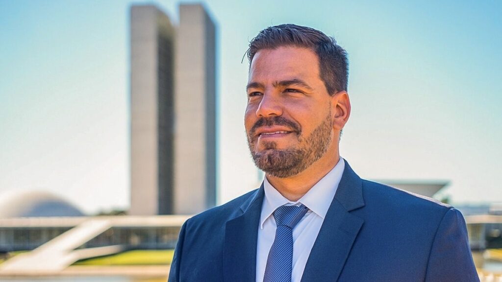 capitao-contar-mantem-segunda-colocacao-na-briga-pelo-senado,-aponta-pesquisa-da-novo-ibrape
