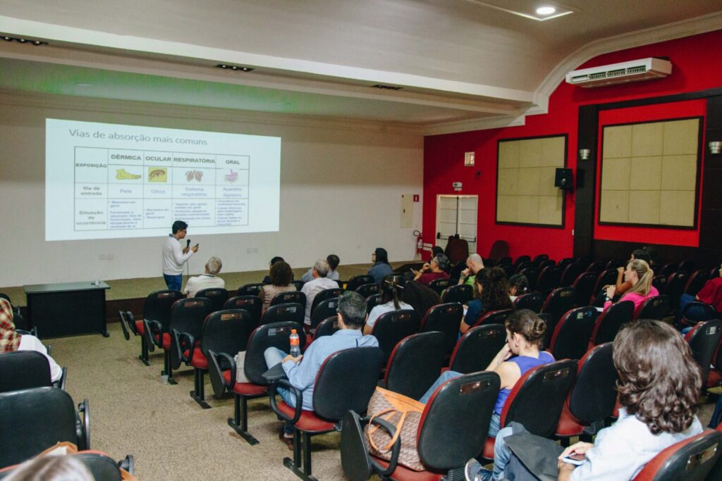 medicos-sao-capacitados-sobre-intoxicacao-por-agrotoxicos