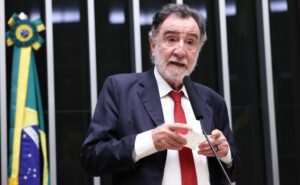 Comissão aprova critérios para colação de grau antecipada em universidades comissao-aprova-criterios-para-colacao-de-grau-antecipada-em-universidades