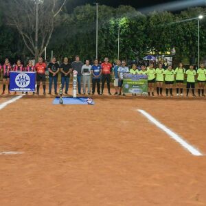 1a-copa-feminina-de-futebol-de-aquidauana-comeca-com-homenagem-a-edil-bossay