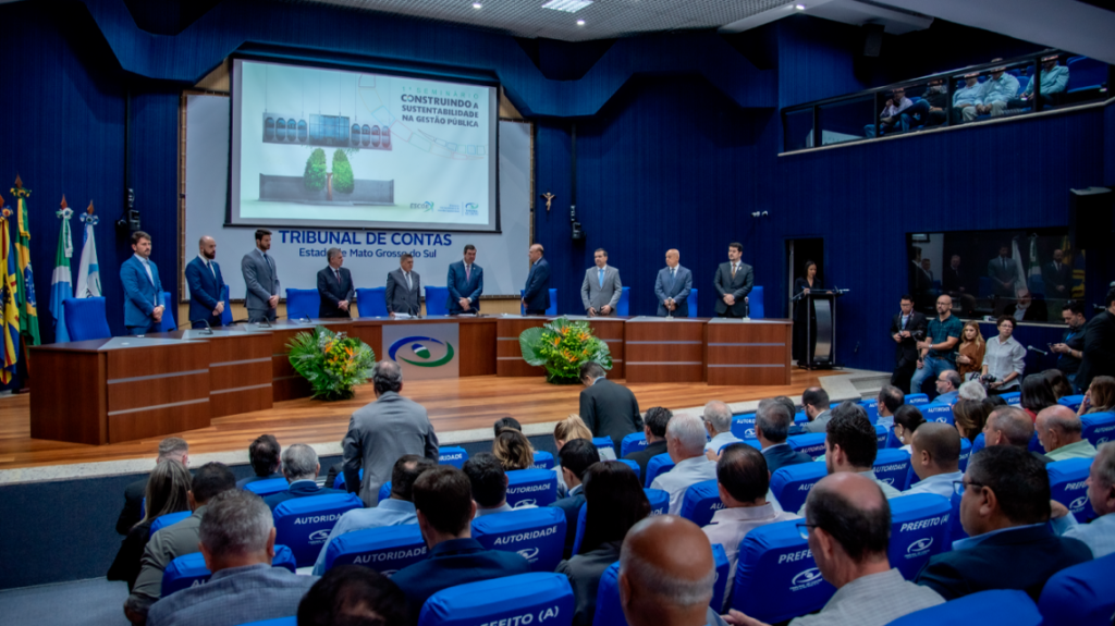 tce-ms-reune-poderes-e-lanca-pacto-pela-sustentabilidade-e-resiliencia-climatica-nos-municipios