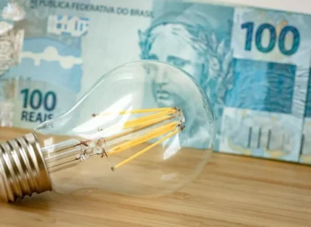 bandeira-amarela-e-mantida-em-junho-e-conta-de-luz-segue-com-taxa-extra