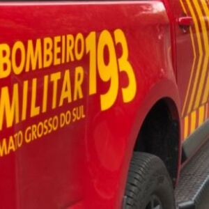 incendio-atinge-espetaria-durante-a-madrugada-no-centro-de-corumba