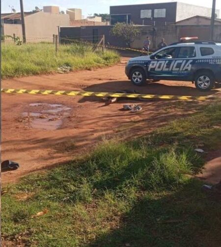 apos-discussao,-homem-e-morto-esfaqueado-no-bairro-jardim-itamaraca