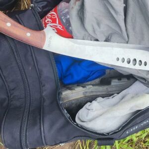 Homem é atacado com golpes de facão dentro de bar em Coxim; suspeitos fugiram homem-e-atacado-com-golpes-de-facao-dentro-de-bar-em-coxim;-suspeitos-fugiram