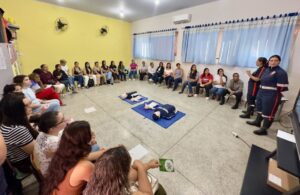 Projeto Criança Segura da SMS capacita profissionais da educação em primeiros socorros
