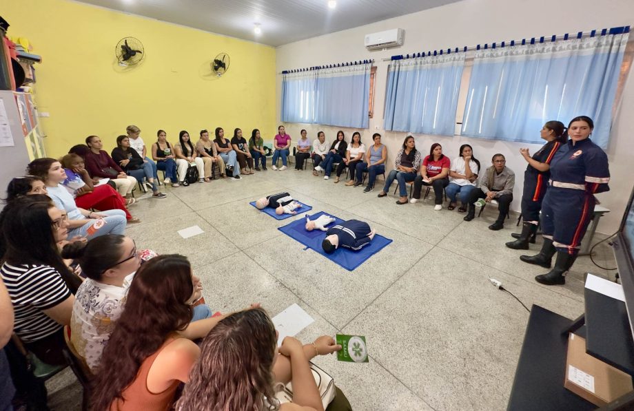 Projeto Criança Segura da SMS capacita profissionais da educação em primeiros socorros Projeto Criança Segura da SMS capacita profissionais da educação em primeiros socorros