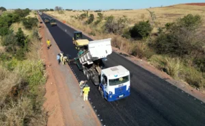 MS amplia malha pavimentada em 857 km e projeta ultrapassar estradas de terra até 2030