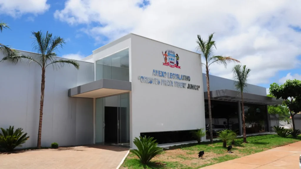 Câmara de Três Lagoas reajusta auxílio-alimentação e benefício passa a R$ 1,8 mil Câmara de Três Lagoas reajusta auxílio-alimentação e benefício passa a R$ 1,8 mil