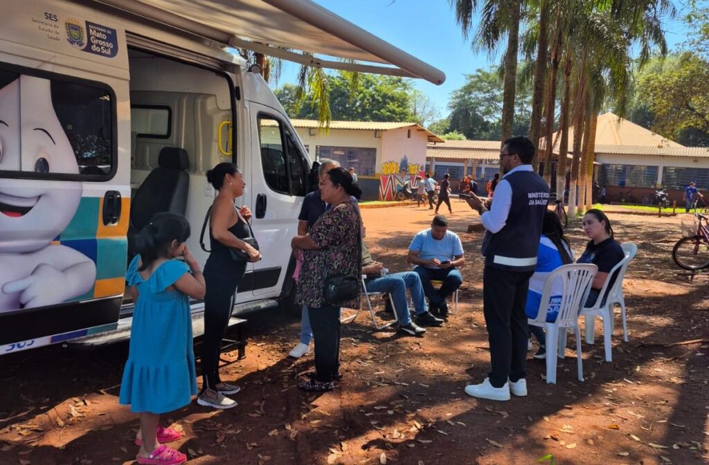 Força-tarefa nas aldeias: Vacimóveis viram aliados para reforçar vacinação contra chikungunya em Dourados e Itaporã Ação integra estratégia emergencial de imunização e leva equipes, estrutura itinerante e apoio logístico aos territórios prioritários