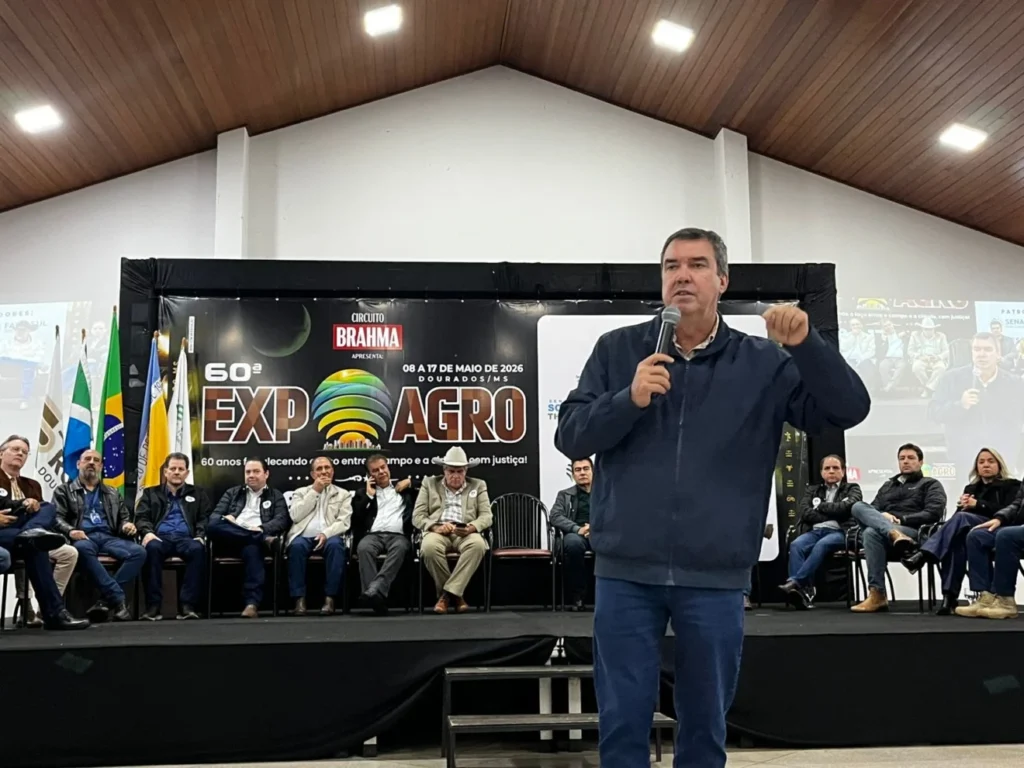 Na Expoagro, governador Eduardo Riedel anuncia que Dourados vai receber R$ 30 milhões para recapear linhas de ônibus Na Expoagro, governador Eduardo Riedel anuncia que Dourados vai receber R$ 30 milhões para recapear linhas de ônibus