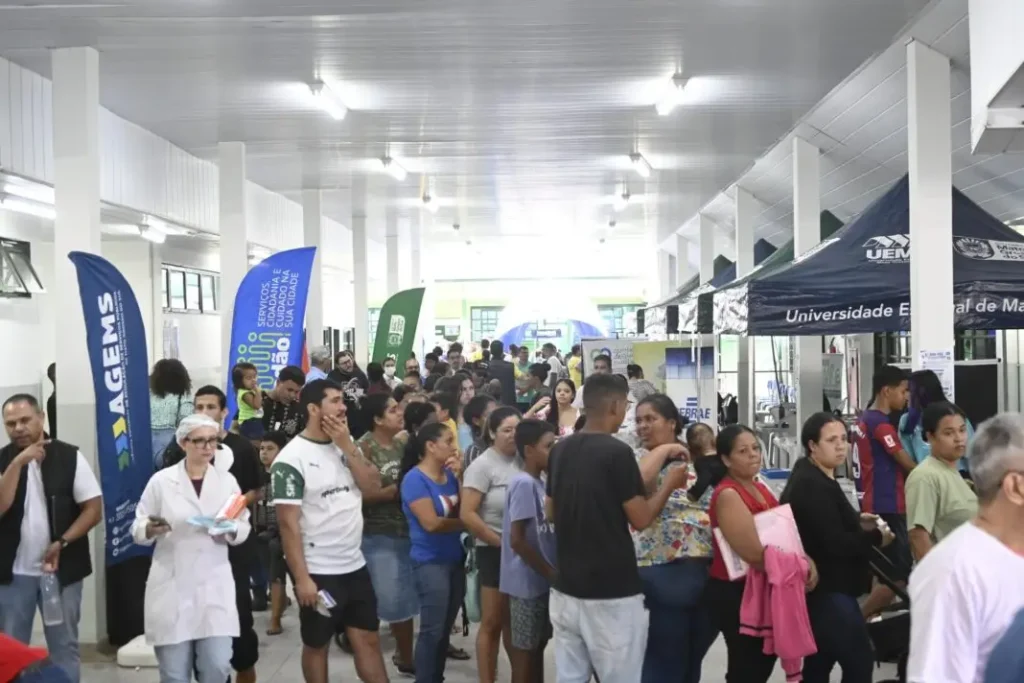 MS Cidadão bate recorde de público e atende mais de 1,5 mil pessoas em Campo Grande MS Cidadão bate recorde de público e atende mais de 1,5 mil pessoas em Campo Grande
