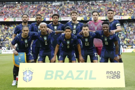 Seleção Brasileira joga hoje contra o Panamá no Maracanã; veja onde assistir e os principais jogos do domingo