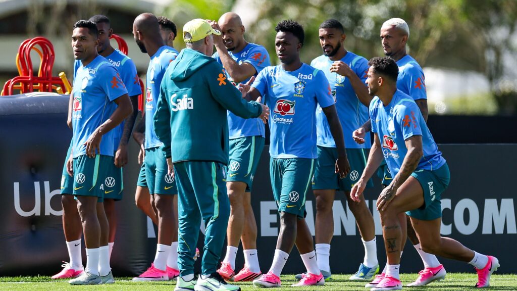 Ancelotti esboça time titular da Seleção para amistoso contra o Panamá
