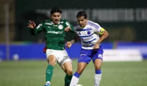 Brasileirão: Palmeiras tropeça e Flamengo pode encostar na liderança