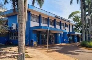 Funcionário de hospital é detido ao ameaçar colegas em Dourados: ‘hoje eu quero matar alguém’ Caso aconteceu no Hospital da Vida, em Dourados / Divulgação/ Governo de MS