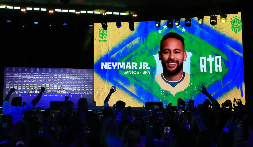 Neymar não treina em apresentação e preocupa a duas semanas da Copa Neymar não treina em apresentação e preocupa a duas semanas da Copa